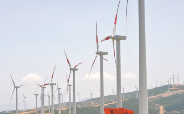 La part de l'éolien et du solaire dans la puissance électrique installée a atteint 13% en 2016