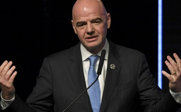 Infantino: L'arbitre ne peut pas être le seul à ne pas voir