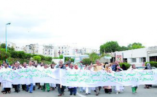 Hôpital Mohammed V à Casablanca : Les blouses blanches voient rouge