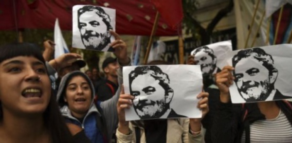 Insolite : 60 "Lula"