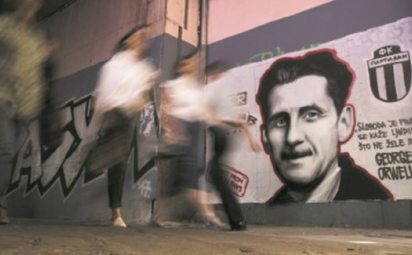 Des graffeurs romantiques dans un monde de brutes