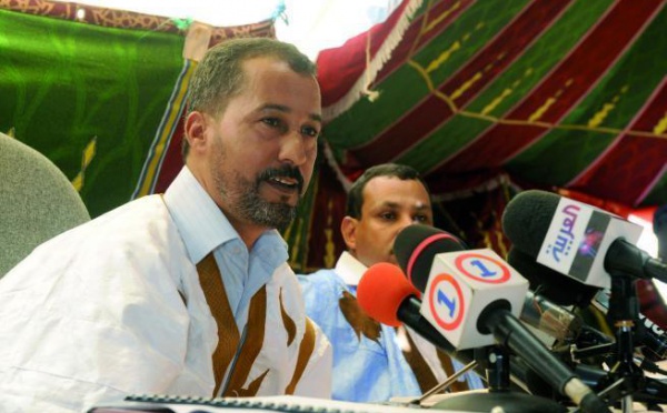 Les déclarations de solidarité avec le chef de la police du Polisario se multiplient : Mustapha Ould Sidi Mauloud transféré dans une prison algérienne