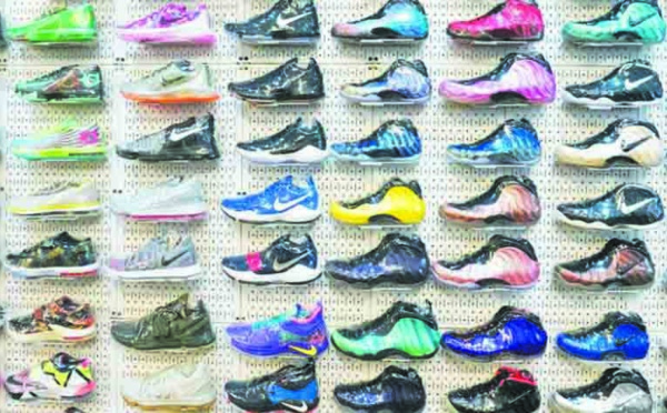 Les baskets de luxe, une mode contagieuse et un marché en plein boom