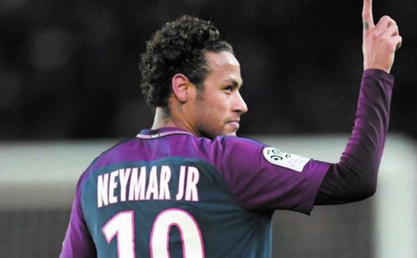 Neymar reste au Paris SG