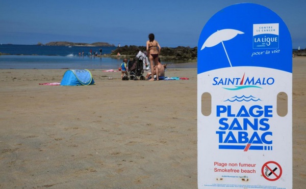 Des plages françaises expérimentent les vacances sans tabac