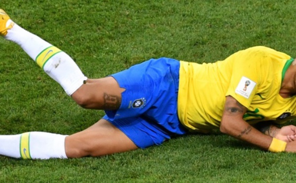Insolite : "Faites comme Neymar"