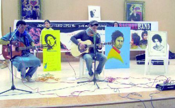 Le chanteur compositeur a été inhumé le mois dernier dans la province d’Errachidia : Les artistes du sud-est rendent  hommage à Mbarek Oularbi