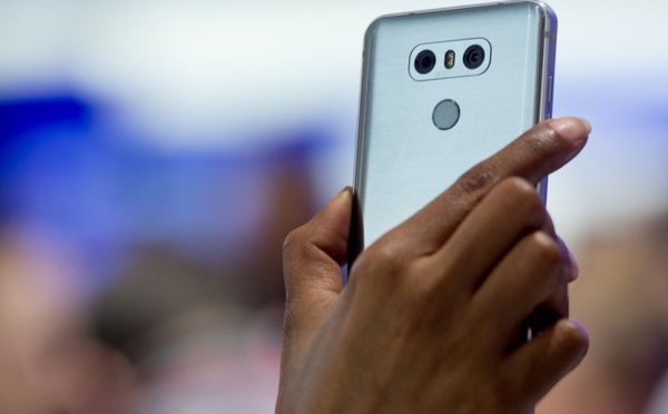 Les smartphones, outils et talons d'Achille des terroristes