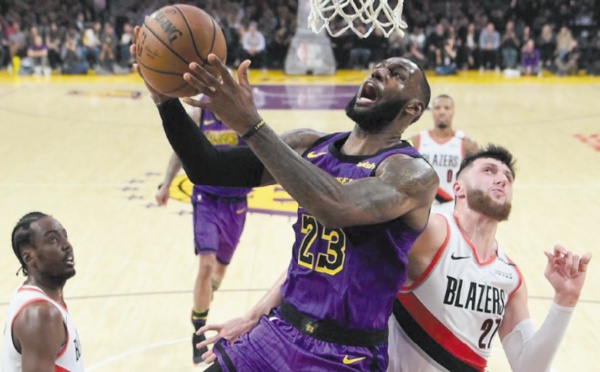 LeBron James toujours plus haut