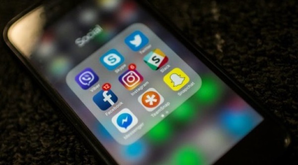 Les ados américains voient plus de bon que de mauvais dans les réseaux sociaux