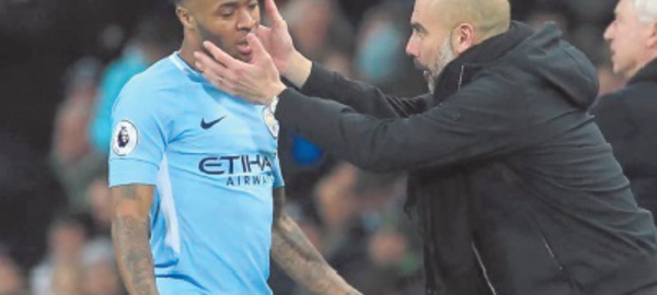 ​Guardiola soutient Sterling et appelle à combattre le racisme tous les jours