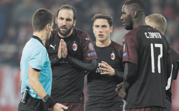 Ligue Europa : Fortunes diverses pour Séville et l'AC Milan