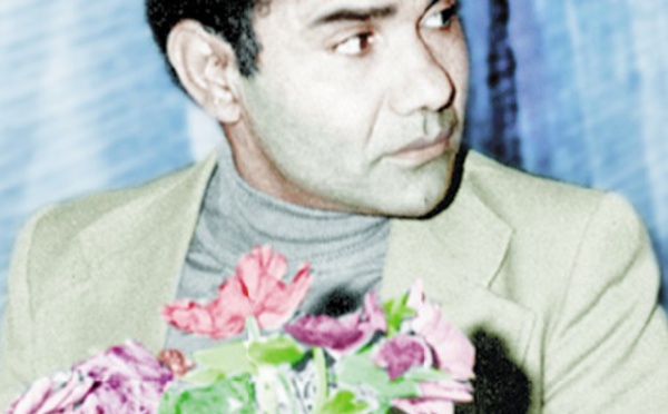Recueillement sur la tombe du martyr Omar Benjelloun