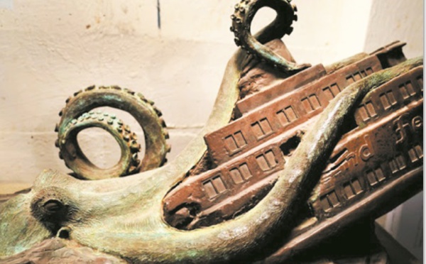 Joe Reginella, sculpteur de fausses nouvelles