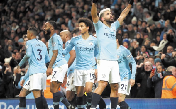 City met fin à l'invincibilité de Liverpool et relance la Premier League