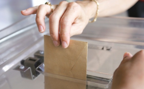 Un discours Royal attendu pour demain : 40.000 bureaux de vote pour le référendum du 1er juillet