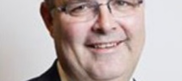 Insolite : Un ministre du Pétrole amoureux de son diesel