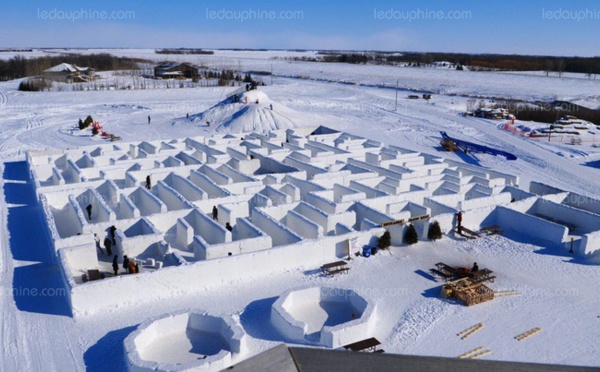 Insolite : Le plus grand labyrinthe de neige du monde