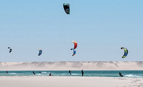 Le Maroc remporte la 1ère édition du Championnat d'Afrique de kitesurf à Dakhla