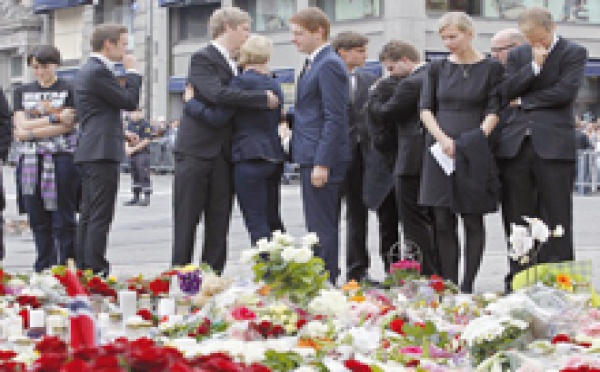 Attentats en Norvège: Le principal suspect devant la justice
