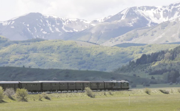 Un vieux train restauré pour voyager dans le temps