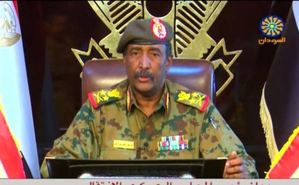 Le nouvel homme fort du Soudan  promet la rupture avec le régime Béchir