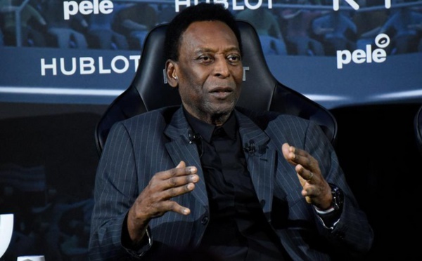 Evolution "satisfaisante" de l'état de santé de Pelé