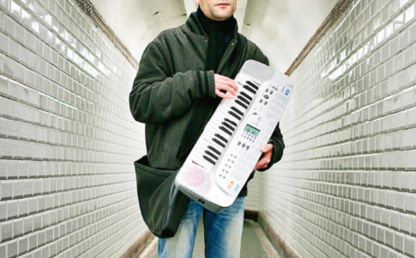 Mohamed Lamouri, chanteur de raï : Du métro parisien au Printemps de Bourges