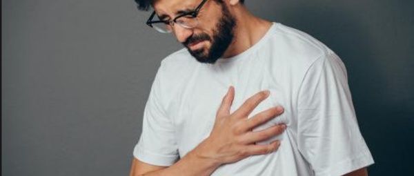 Sauter le petit-déjeuner et manger tard peuvent empirer les problèmes cardiaques