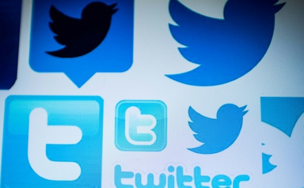 Les usagers américains de Twitter en moyenne plus jeunes et plus diplômés