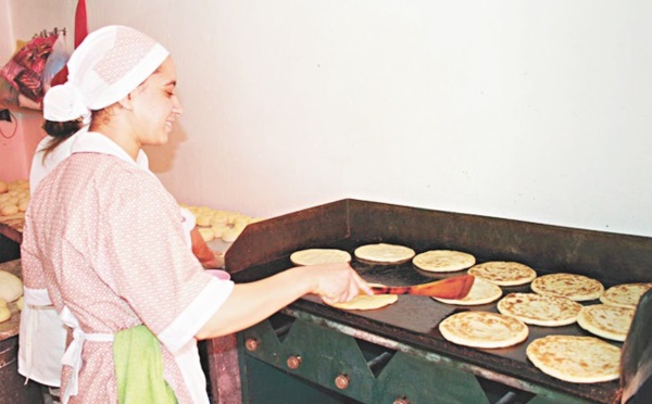 Ces petits métiers ramadanesques qui font recette chez les Meknassis