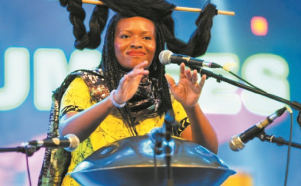 Helen Epega, la diva de l'opéra en pidgin, le créole nigérian
