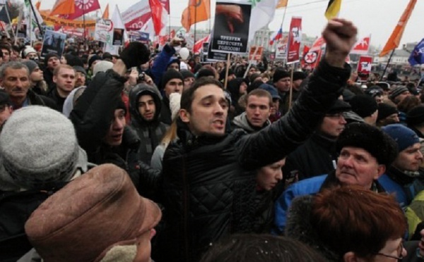 La protestation contre Poutine se poursuit : Le Printemps arabe souffle sur la  Russie
