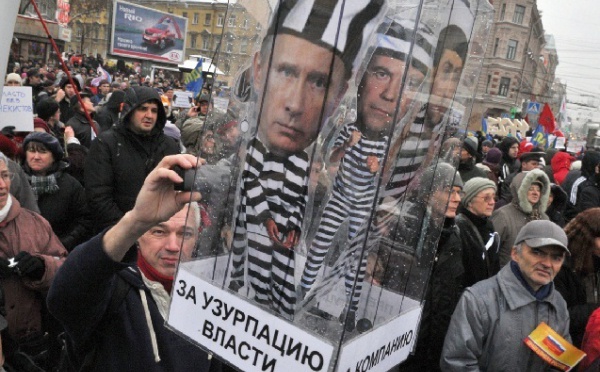 Les Russes bravent le froid et Poutine : Le printemps venu du Nord