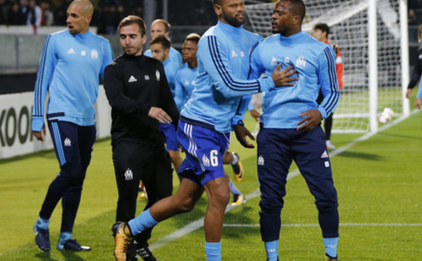 Patrice Evra quitte  le foot par la petite porte
