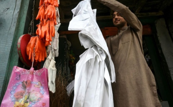 Au Pakistan, un amour immodéré pour le sac en plastique