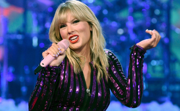 Taylor Swift célèbre de nouveau l'amour dans son dernier album