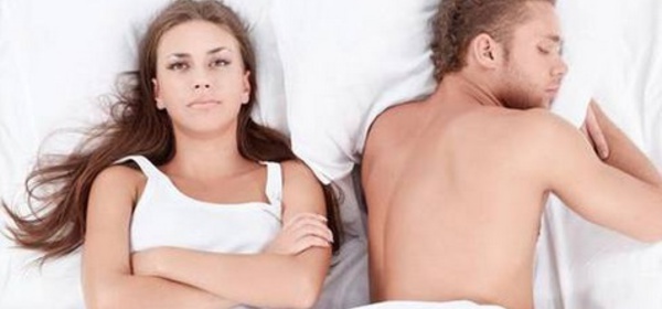 Pourquoi les femmes dorment moins bien que les hommes
