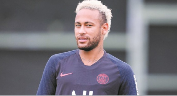 Neymar se rapproche du FC Barcelone