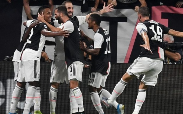 La Juventus victorieuse d'un duel fou contre Naples