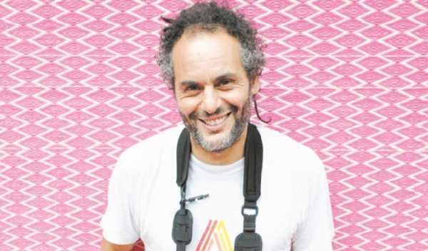 Le Monde braque les projecteurs sur Hassan Hajjaj, l’une des figures majeures de l’art contemporain marocain