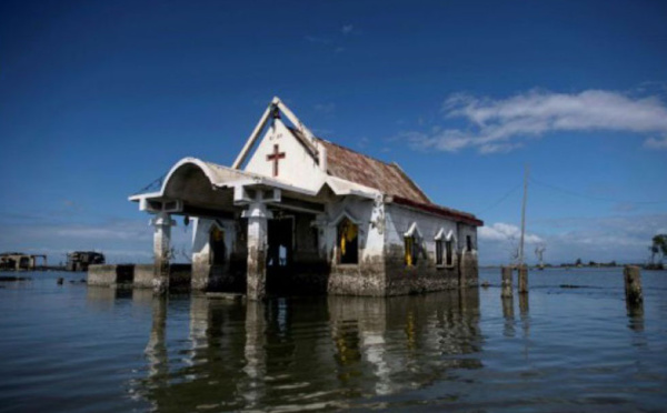 Aux Philippines, ces villages qui s'enfoncent inexorablement dans le sol