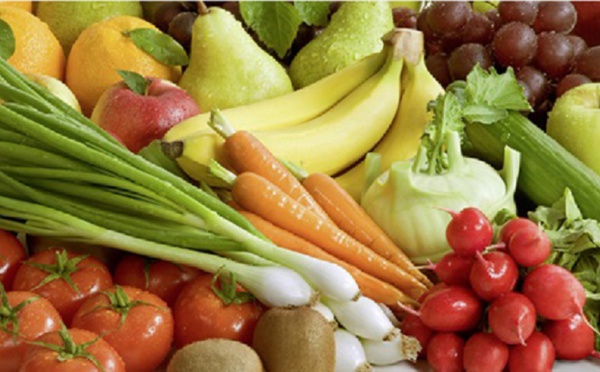 Le danger plane sur nos assiettes : Lait, légumes, fruits, viande, rien n’est totalement sain, selon la Cour des comptes