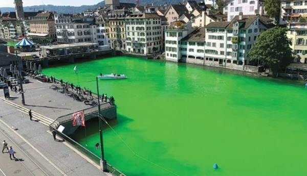Insolite : Rivière teinte en vert fluo