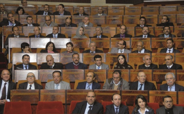 Les Usfpéistes mettent en garde contre un nouveau dépassement de la Constitution : “Le gouvernement Benkirane échappe à tout contrôle législatif”