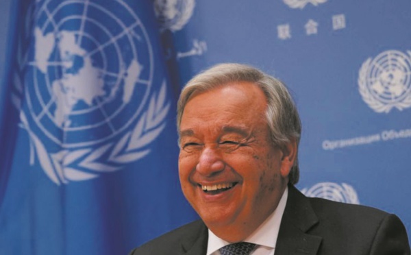 Le chef de l'ONU dans la lumière pour le climat, dans l'ombre pour les conflits