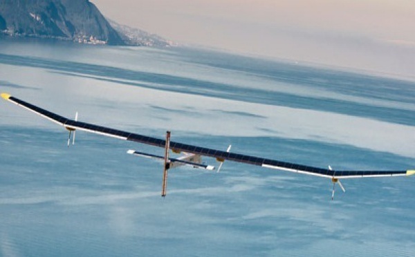 Solar Impulse réussit le pari d’un vol non-stop de 72h en simulateur