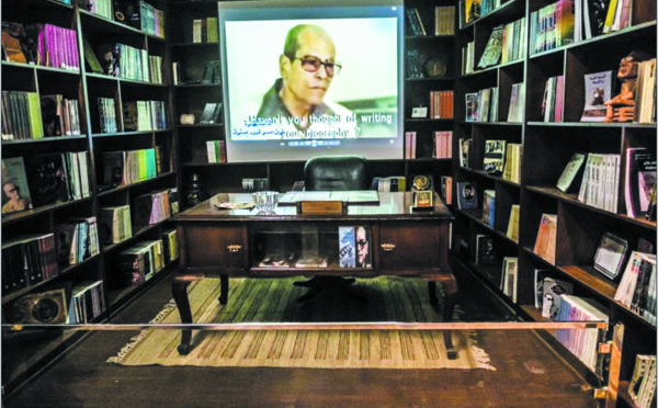 Au Caire, la mémoire vive de l'écrivain Naguib Mahfouz