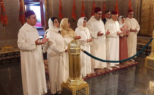 Une délégation de l’USFP au Mausolée Mohammed V