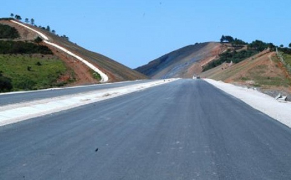 Un tronçon long de 5 km entrave les travaux : Les procédures d’expropriation retardent  l’autoroute Berrechid-Béni Mellal